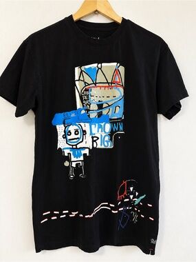 Bleecker & Mercer, Black Graphic with Blue & White Artwork